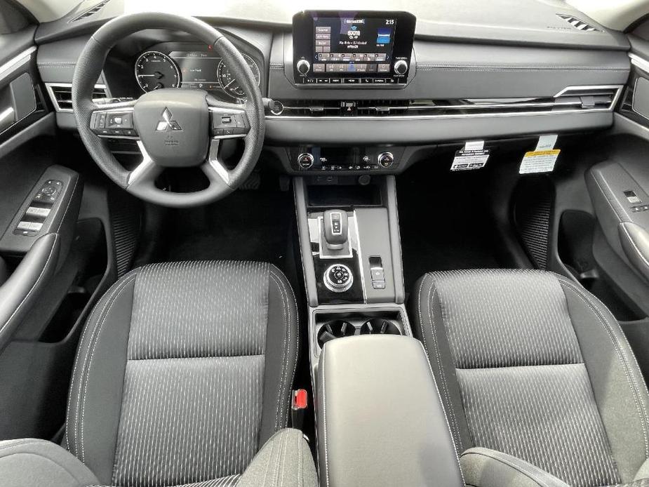 new 2024 Mitsubishi Outlander car, priced at $32,000