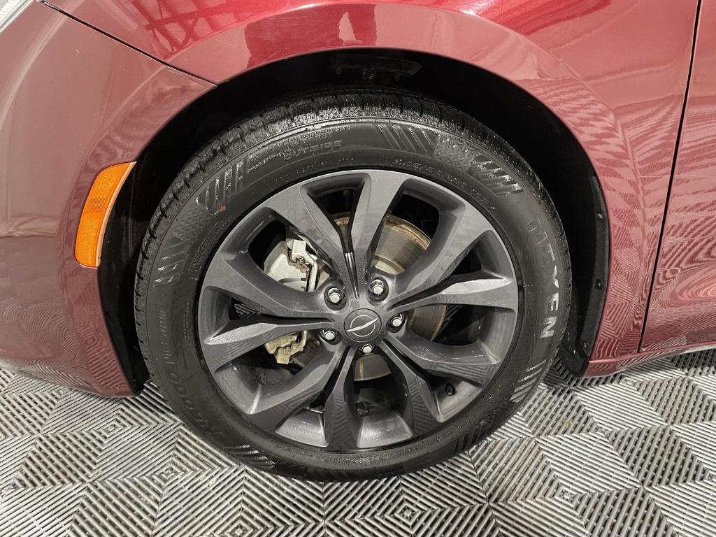 used 2019 Chrysler Pacifica car, priced at $17,000