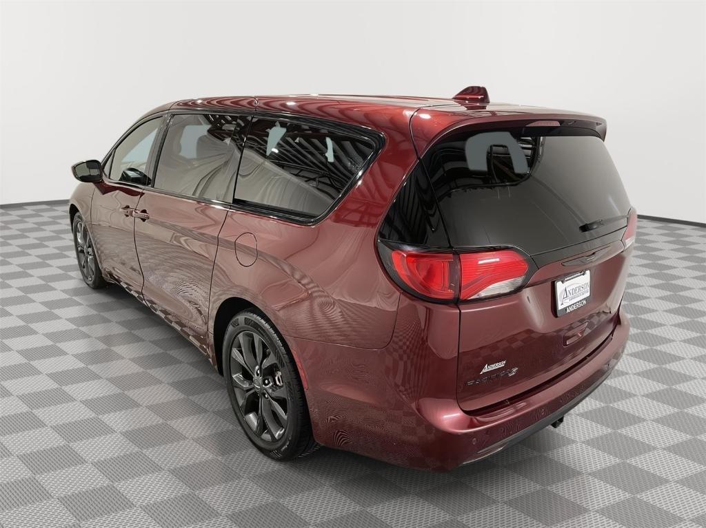 used 2019 Chrysler Pacifica car, priced at $17,000