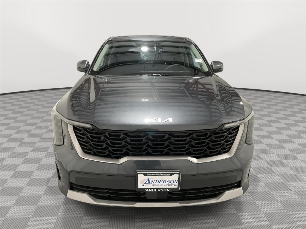 used 2024 Kia Sorento car, priced at $26,900