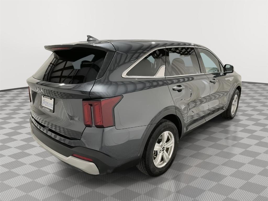 used 2024 Kia Sorento car, priced at $26,900
