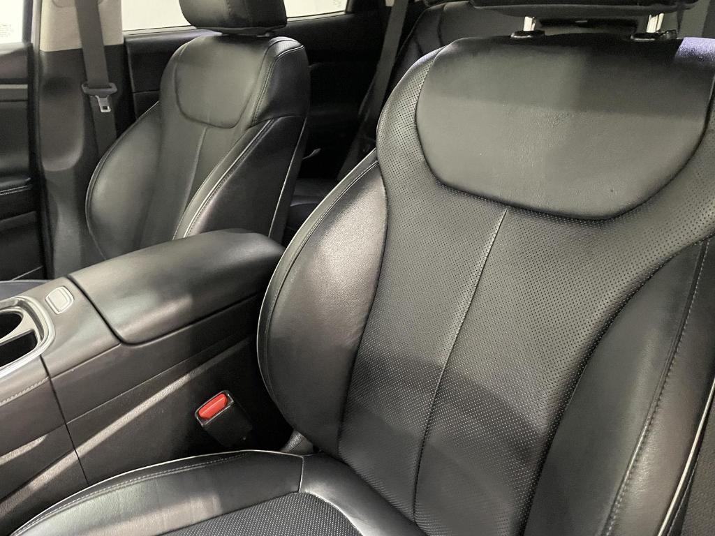 used 2021 Hyundai Santa Fe car, priced at $27,900