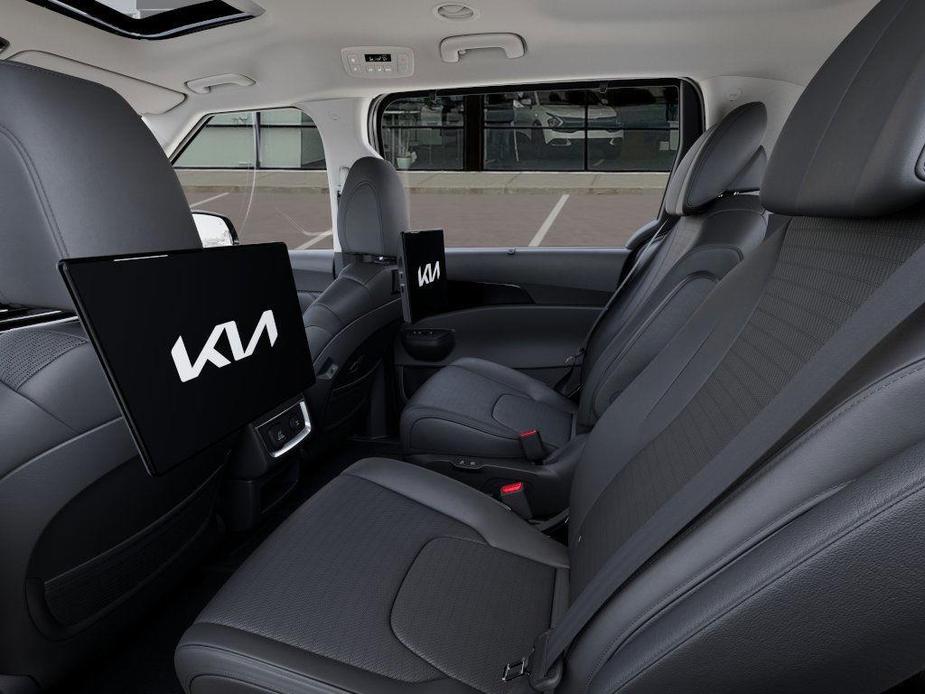 new 2025 Kia Carnival car, priced at $54,500