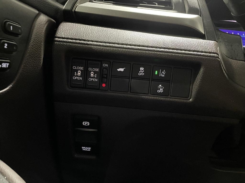 used 2020 Honda Odyssey car, priced at $27,300