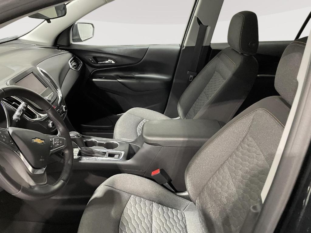 used 2021 Chevrolet Equinox car, priced at $22,300