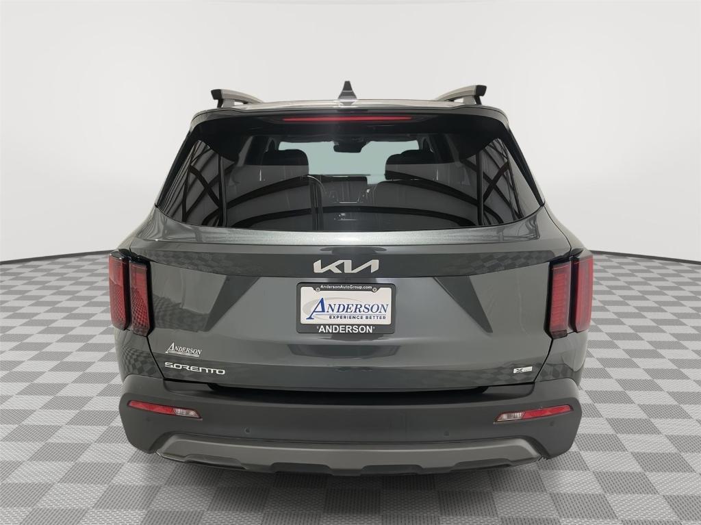 used 2023 Kia Sorento car, priced at $31,400