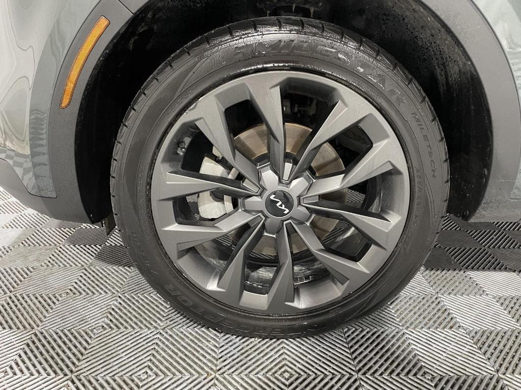 used 2023 Kia Sorento car, priced at $31,400