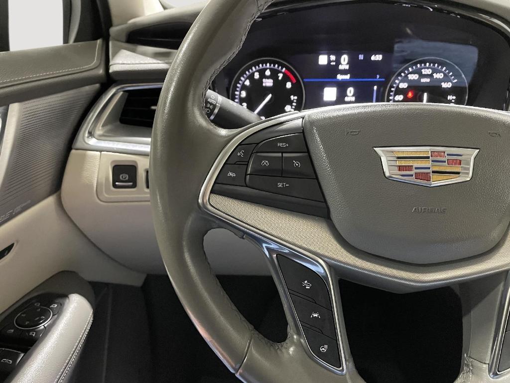 used 2020 Cadillac XT5 car, priced at $18,450