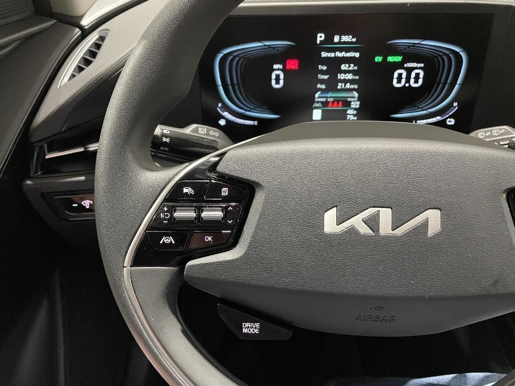 used 2025 Kia Niro car, priced at $26,550