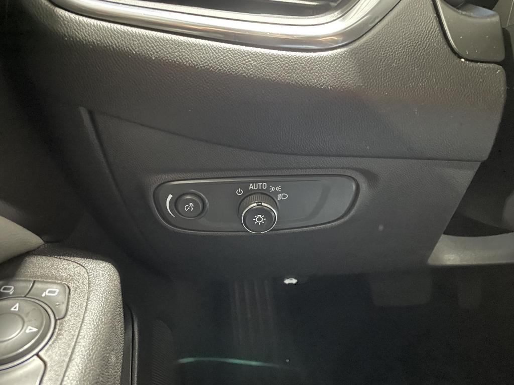 used 2021 Chevrolet Equinox car, priced at $20,000