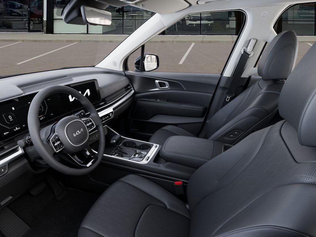 new 2025 Kia Carnival car, priced at $47,452