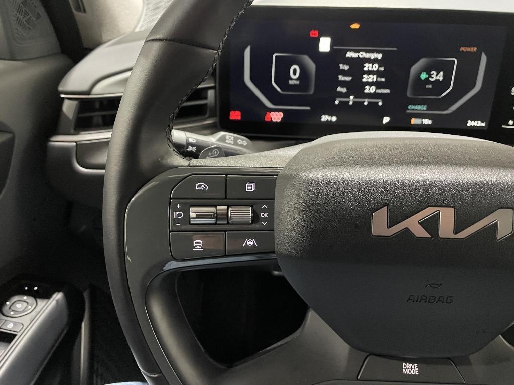 new 2024 Kia EV9 car, priced at $55,270