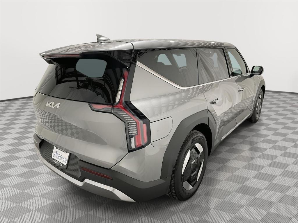new 2024 Kia EV9 car, priced at $55,270