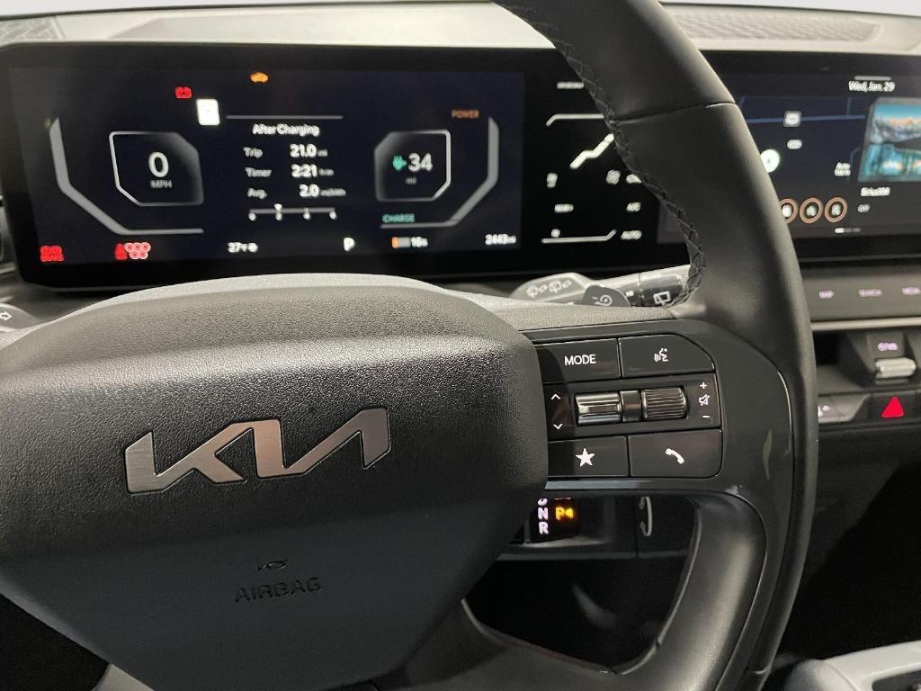 new 2024 Kia EV9 car, priced at $55,270