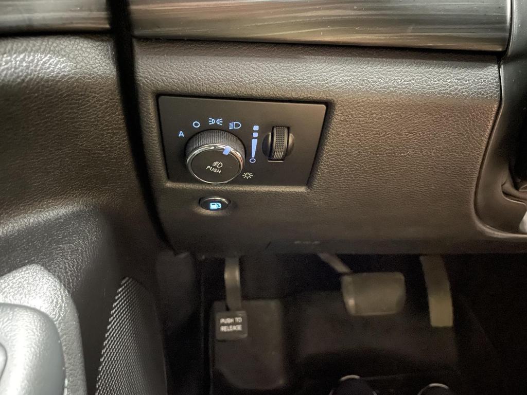 used 2019 Jeep Grand Cherokee car, priced at $20,500