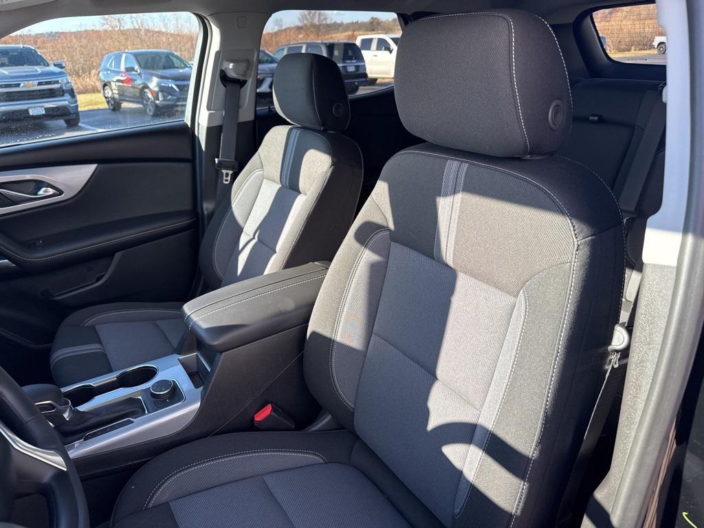 used 2025 Chevrolet Blazer car, priced at $34,999