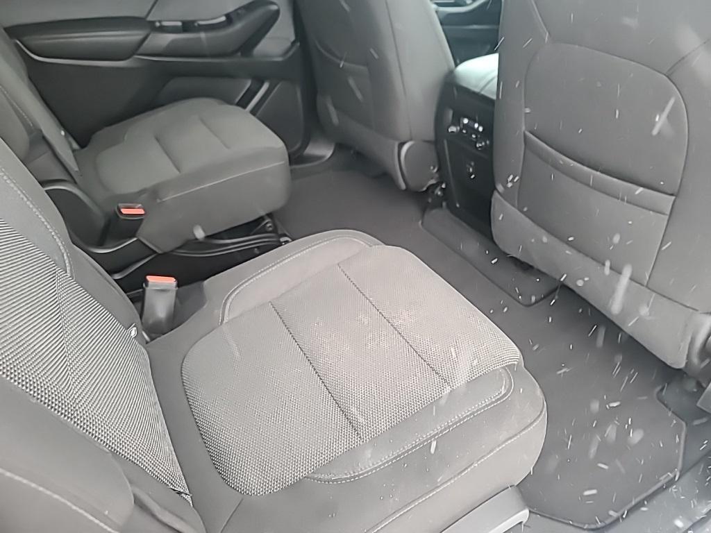 used 2023 Chevrolet Traverse car, priced at $27,988