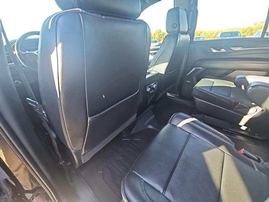 used 2021 GMC Yukon car, priced at $50,400