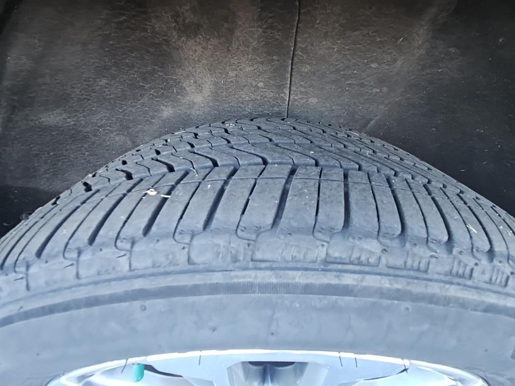 used 2021 GMC Yukon car, priced at $50,400