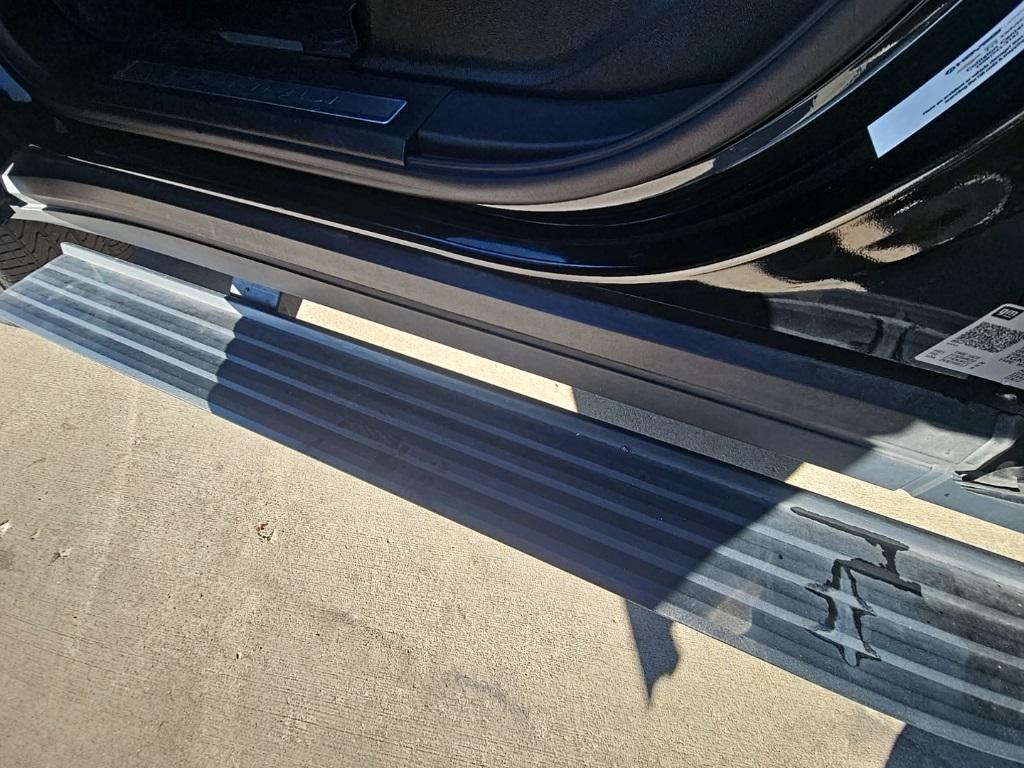 used 2021 GMC Yukon car, priced at $50,400