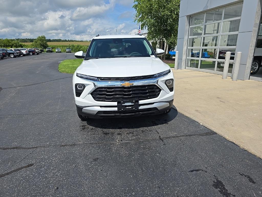 new 2026 Chevrolet TrailBlazer car, priced at $30,196