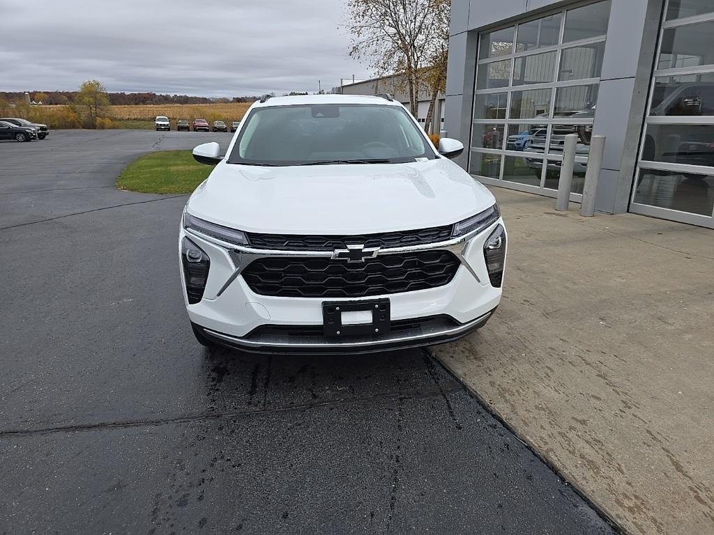 new 2026 Chevrolet Trax car, priced at $26,020