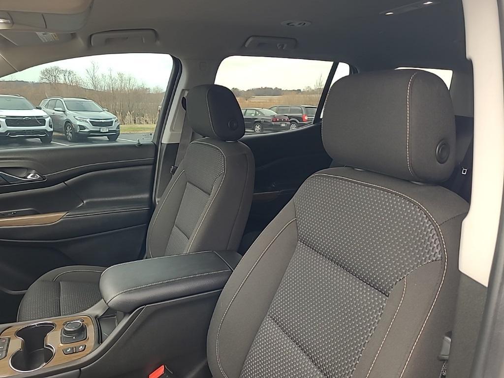 used 2023 GMC Acadia car, priced at $30,988