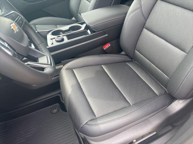 new 2026 Chevrolet Equinox car, priced at $36,240