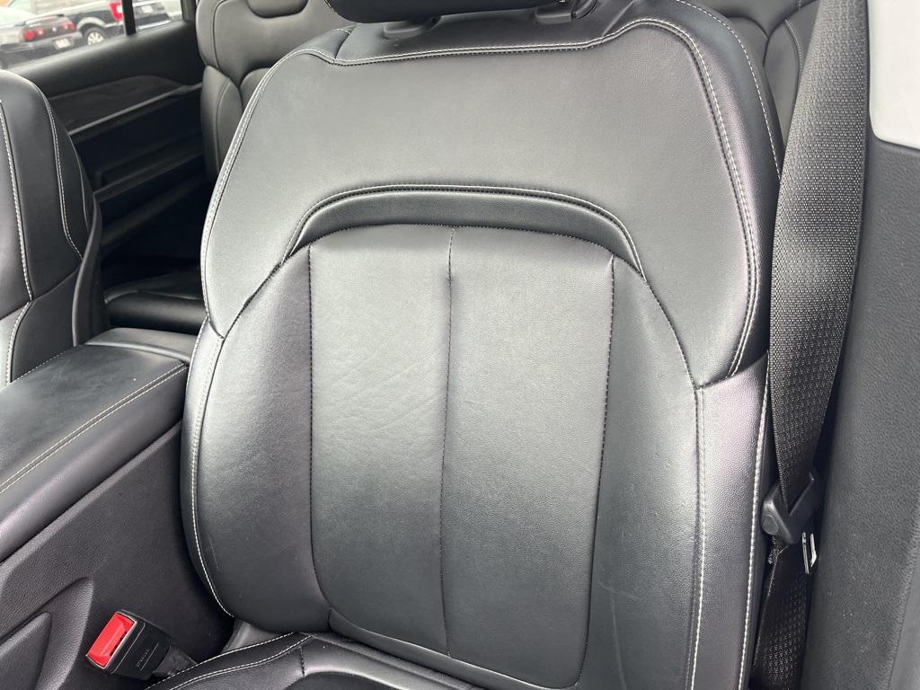 used 2022 Jeep Grand Cherokee L car, priced at $30,988