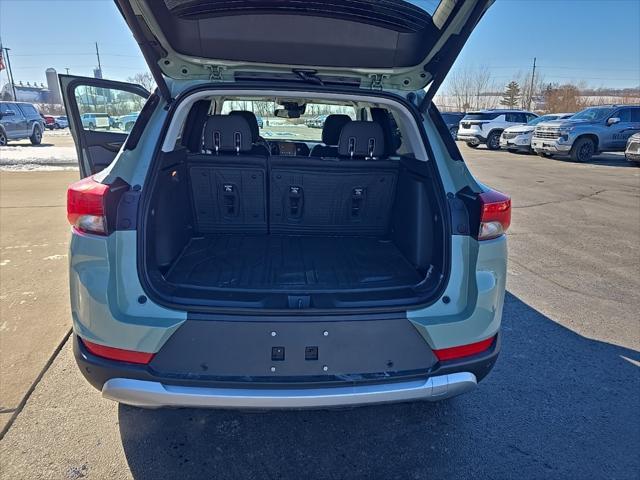 new 2025 Chevrolet TrailBlazer car, priced at $29,156