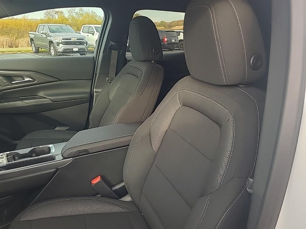 new 2026 Chevrolet Equinox EV car, priced at $34,390