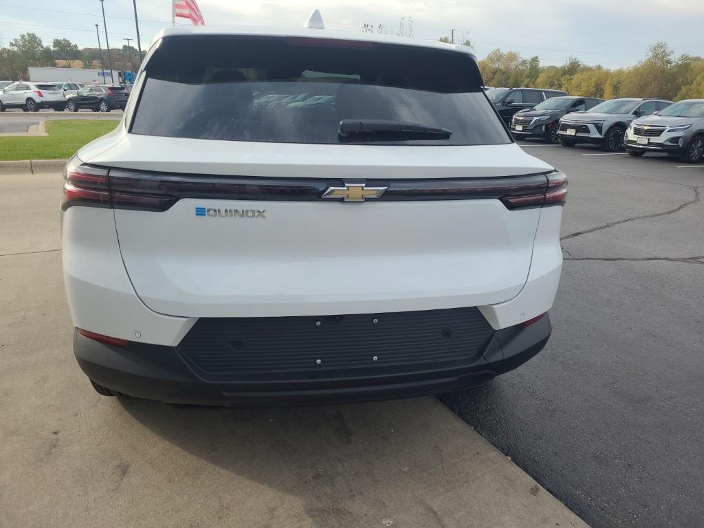 new 2026 Chevrolet Equinox EV car, priced at $34,390