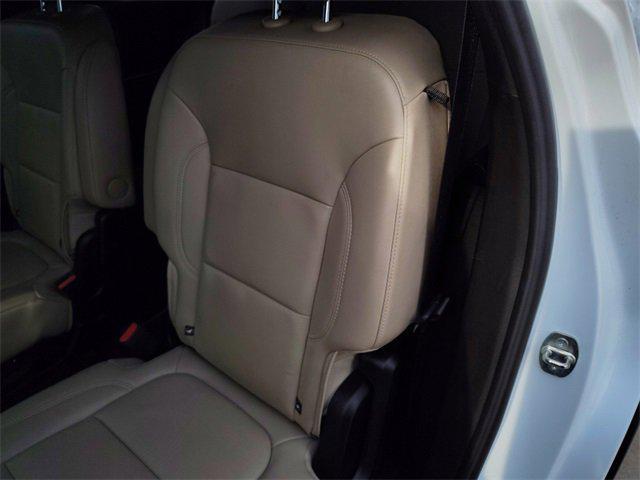 used 2023 Chevrolet Traverse car, priced at $28,975