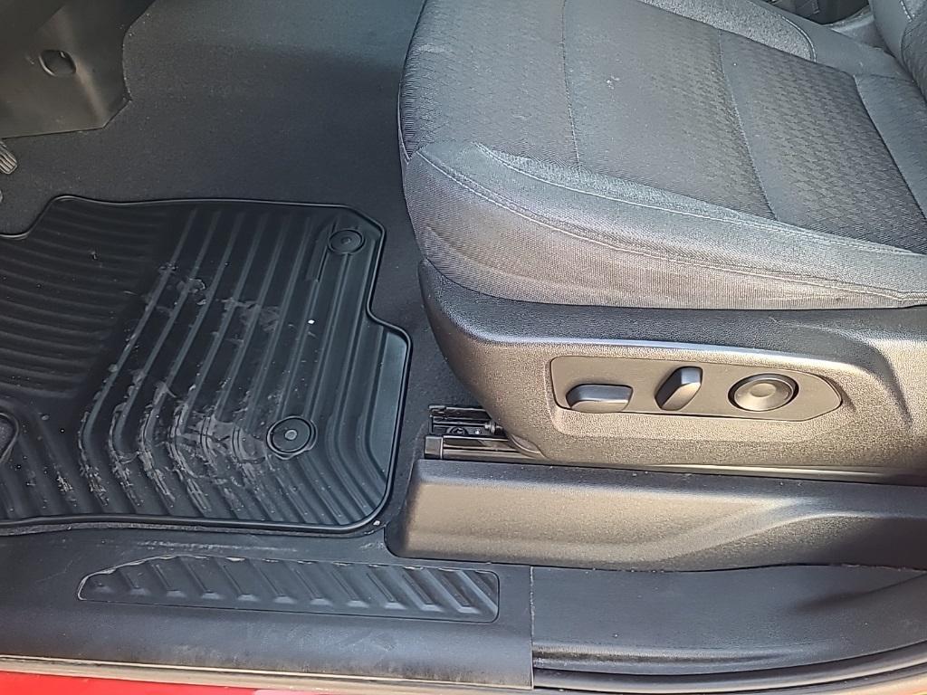 used 2022 Chevrolet Silverado 1500 car, priced at $30,985