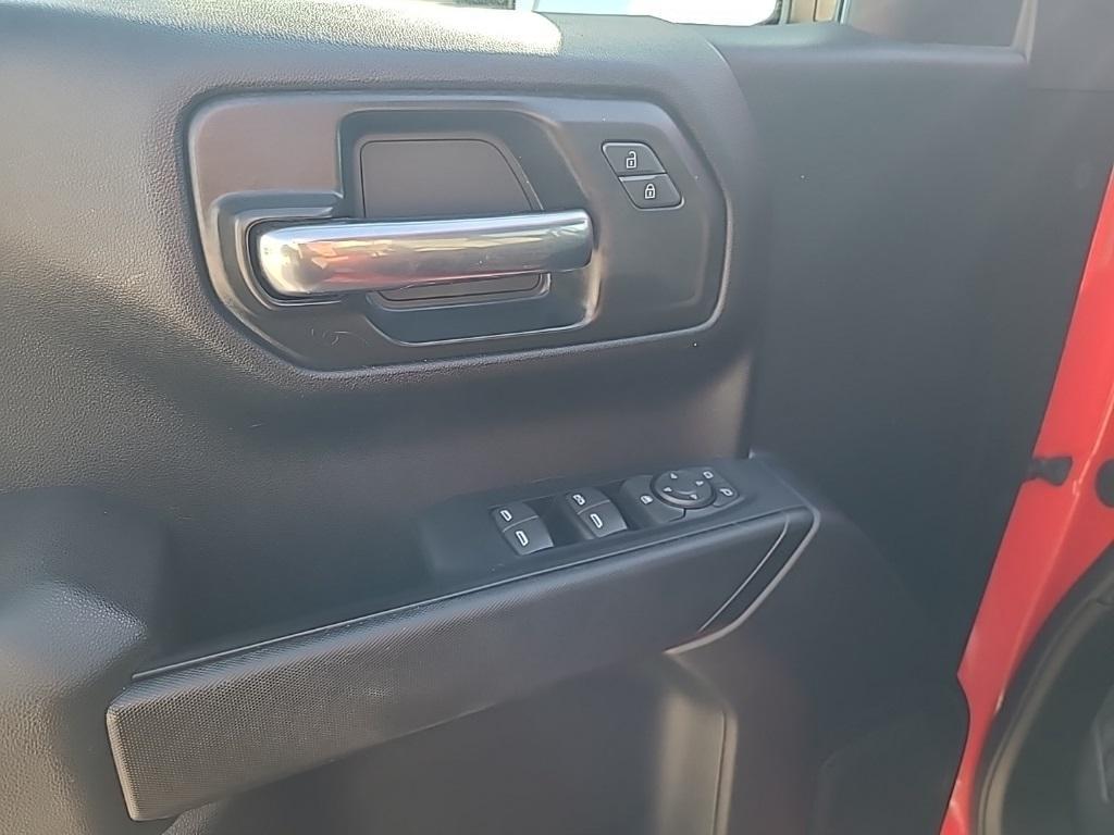 used 2022 Chevrolet Silverado 1500 car, priced at $30,985