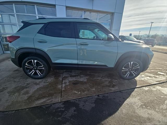 new 2025 Chevrolet TrailBlazer car, priced at $30,517