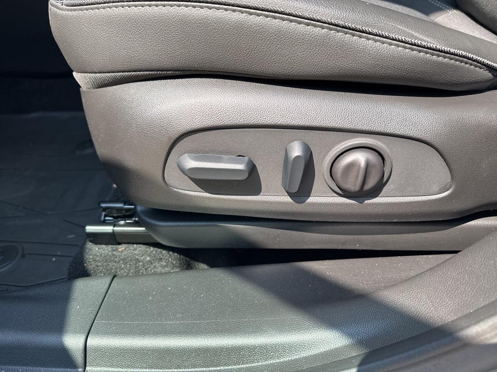 used 2023 Buick Encore GX car, priced at $25,950