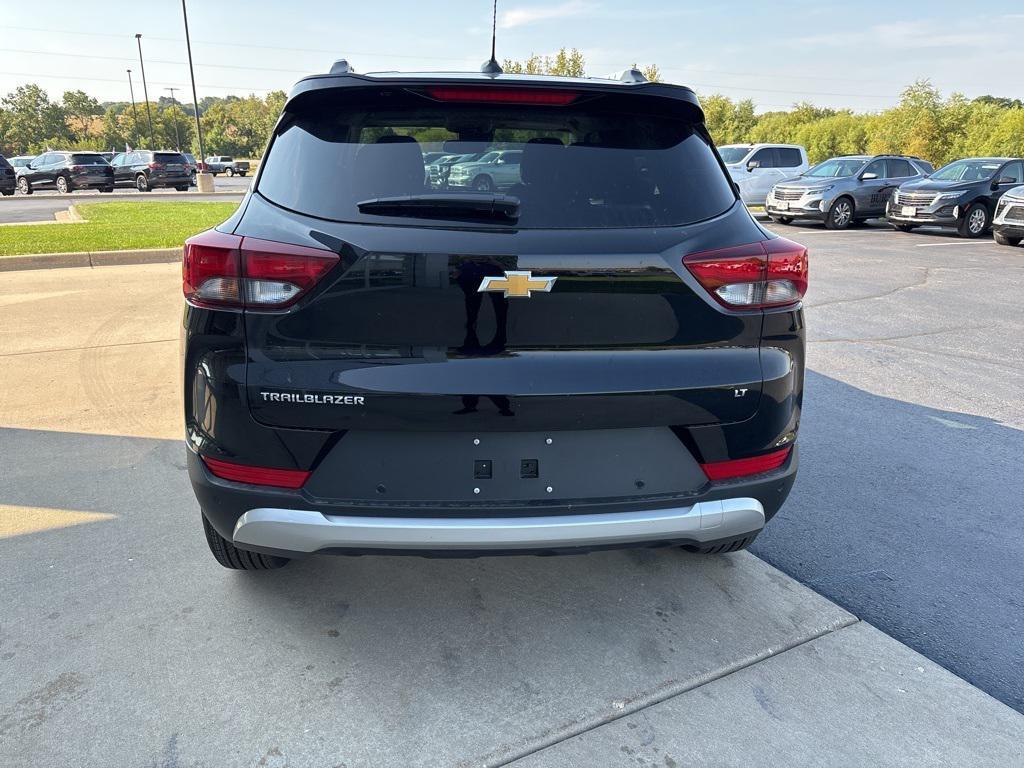 new 2026 Chevrolet TrailBlazer car, priced at $28,833