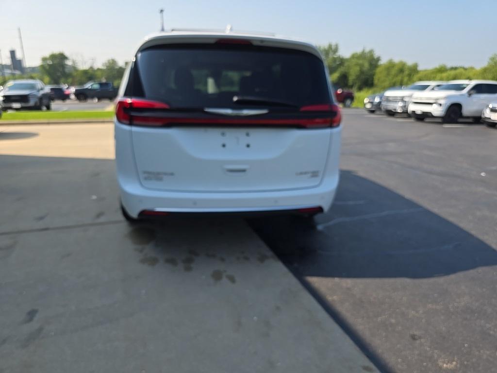 used 2022 Chrysler Pacifica car, priced at $34,488