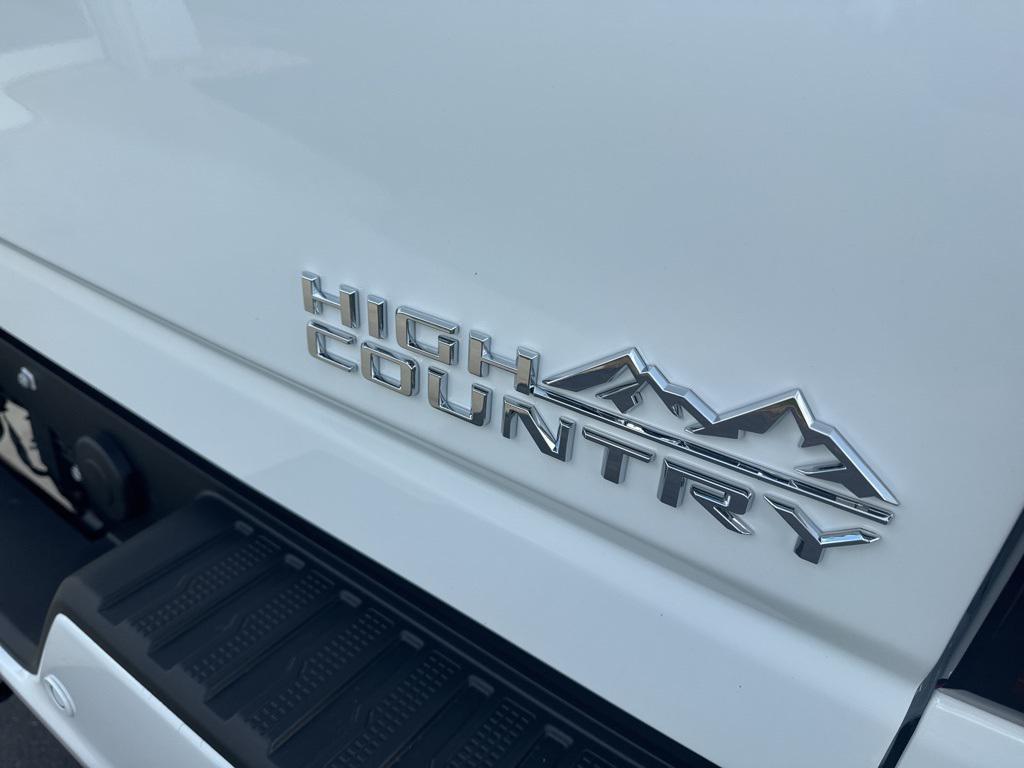 new 2025 Chevrolet Silverado 2500 car, priced at $89,093