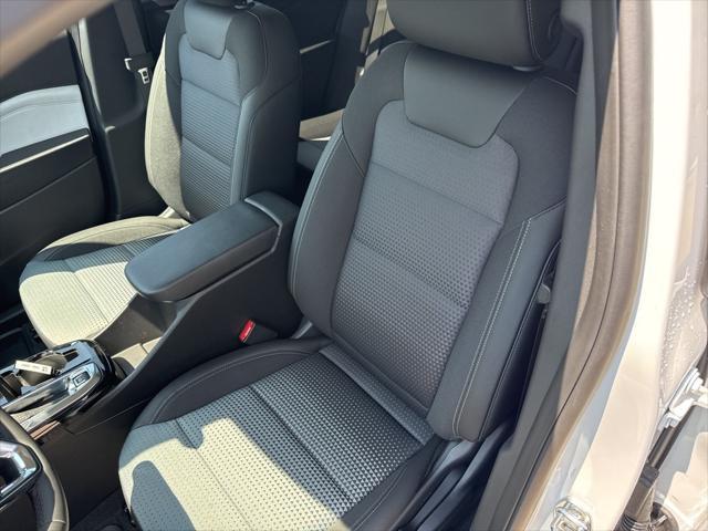 new 2025 Chevrolet Trax car, priced at $25,452
