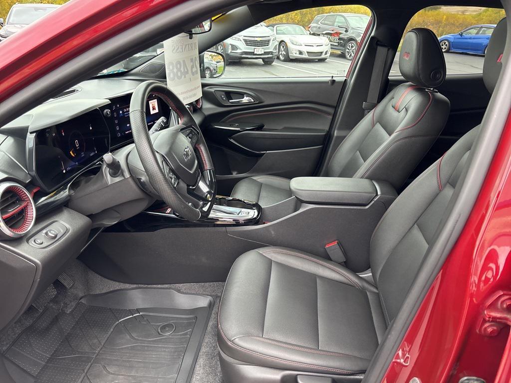 used 2025 Chevrolet Trax car, priced at $25,255