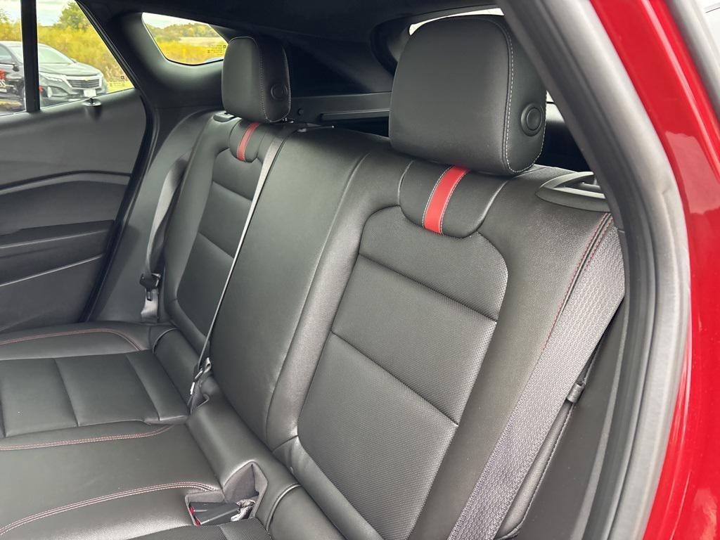 used 2025 Chevrolet Trax car, priced at $25,255