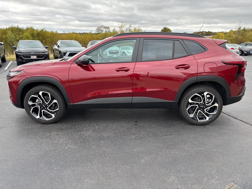 used 2025 Chevrolet Trax car, priced at $25,255