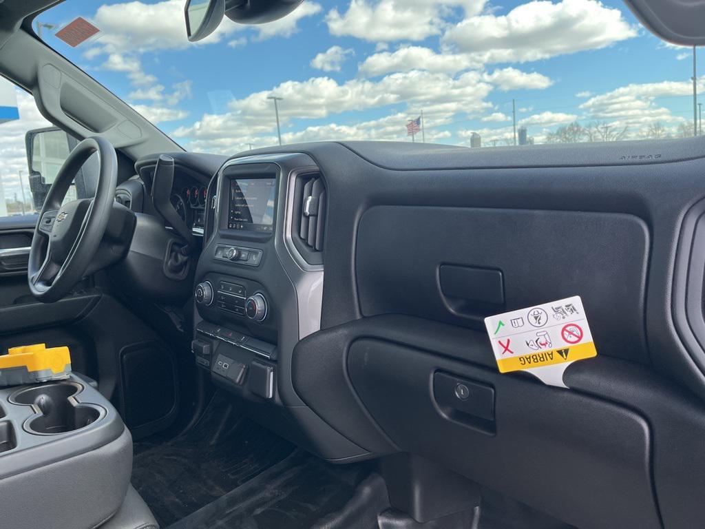 new 2024 Chevrolet Silverado 3500 car, priced at $45,296