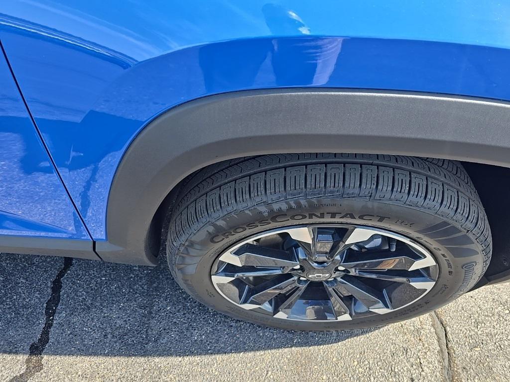 new 2026 Chevrolet Equinox car, priced at $36,218