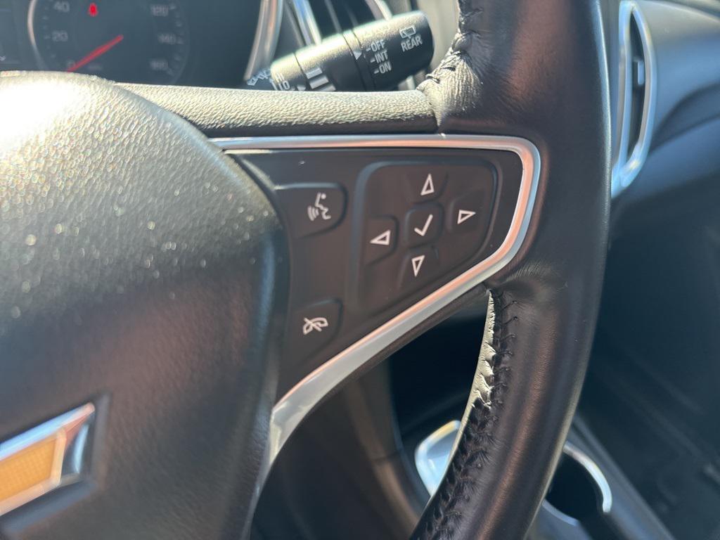 used 2022 Chevrolet Equinox car, priced at $22,795