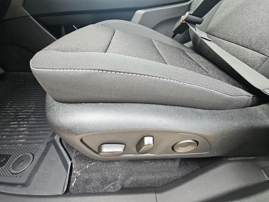 new 2026 Chevrolet Traverse car, priced at $41,388