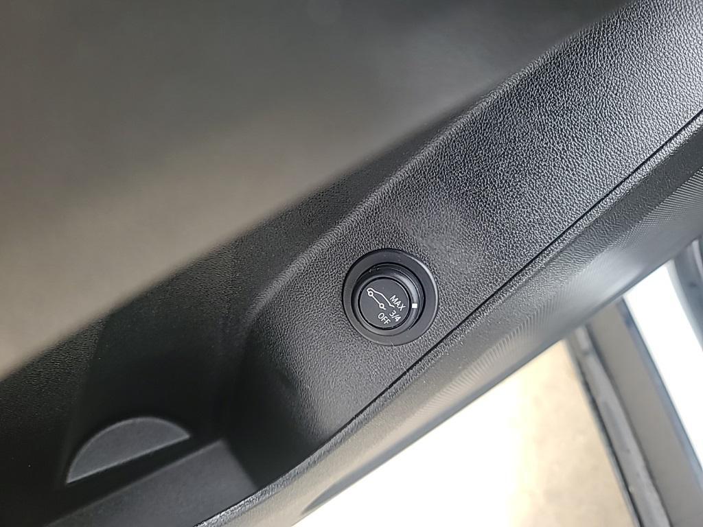 used 2022 Chevrolet Equinox car, priced at $22,988