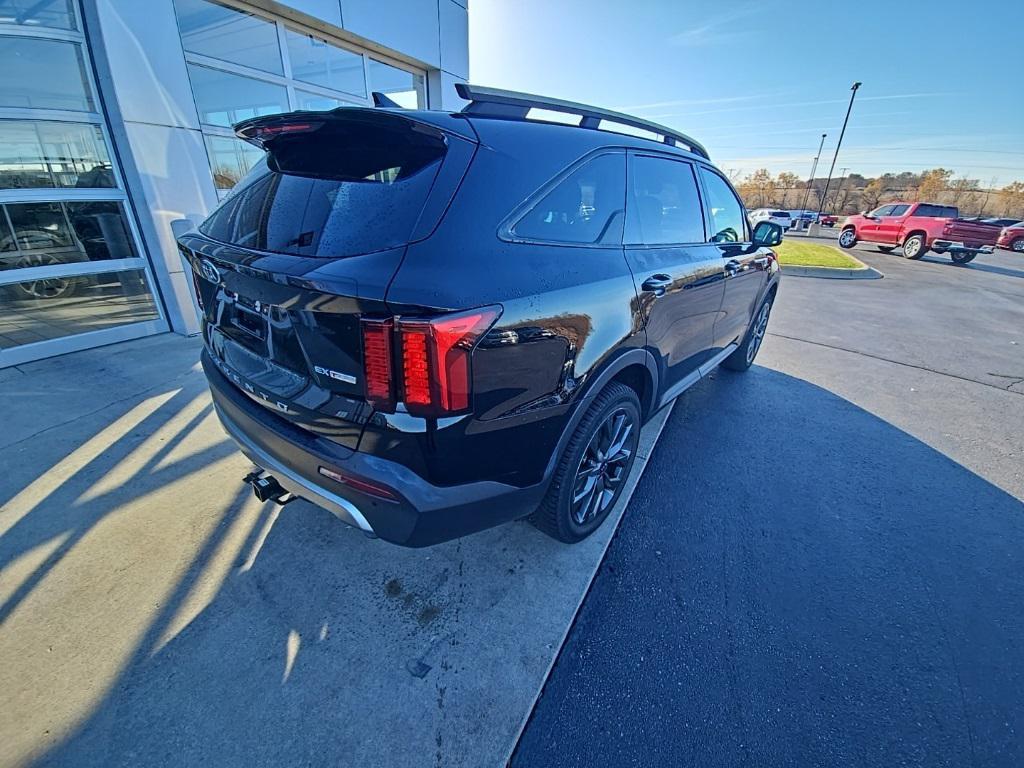 used 2021 Kia Sorento car, priced at $21,955